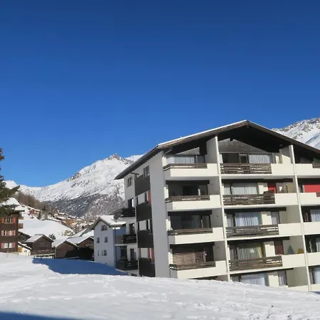 Camillo Apartment